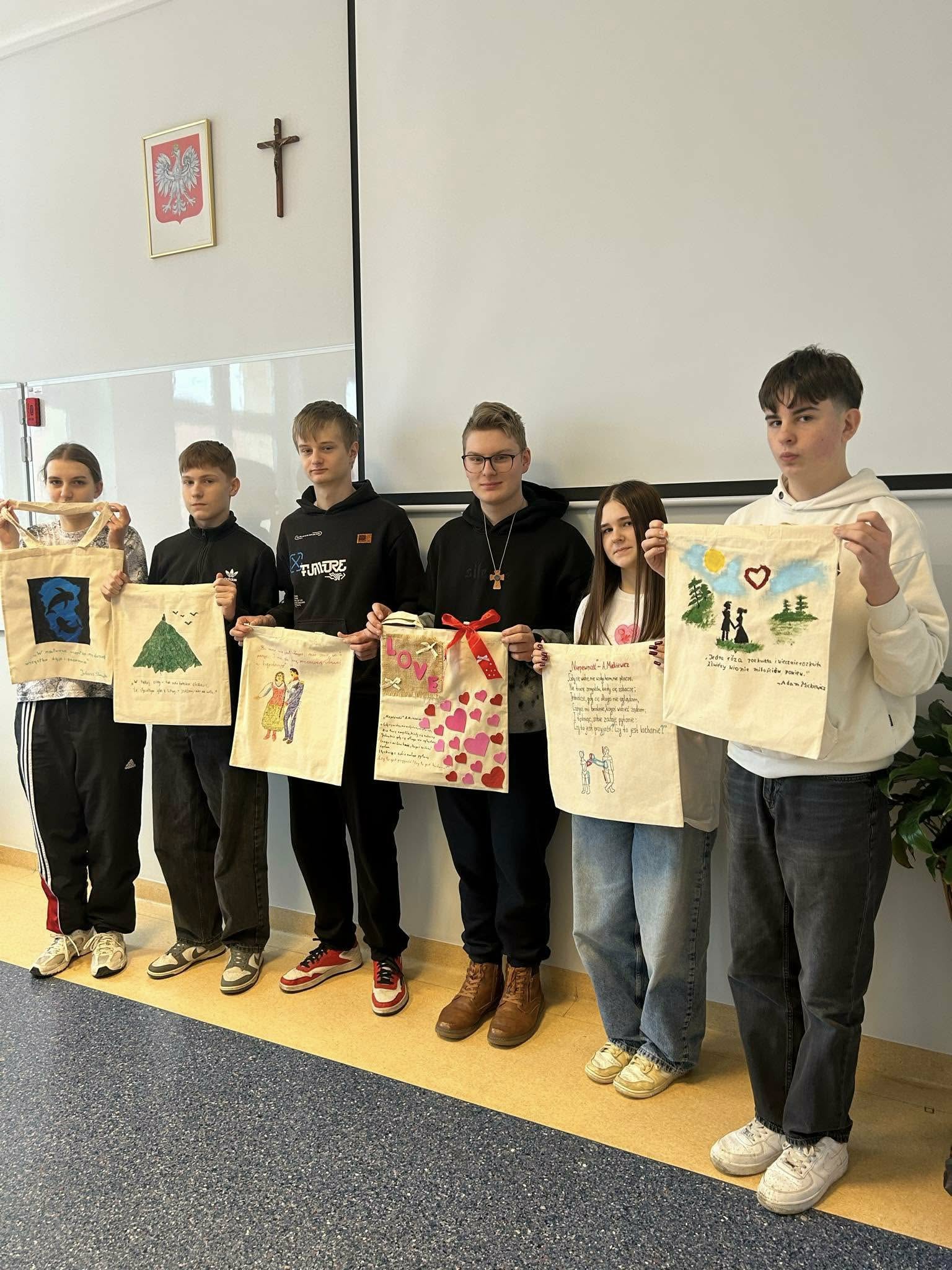 636770884_1307328718100225_18959367010985189_n