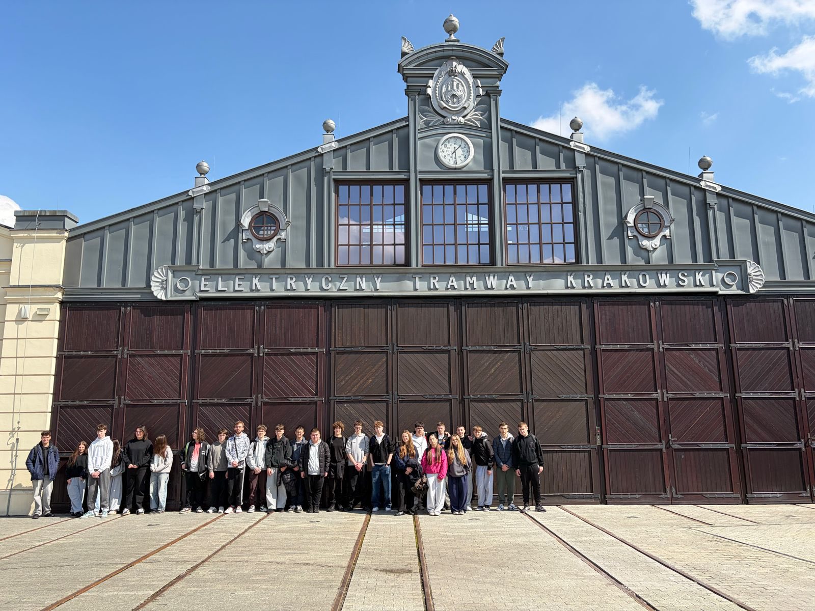 672096294_1354212883411808_3811617985807624873_n